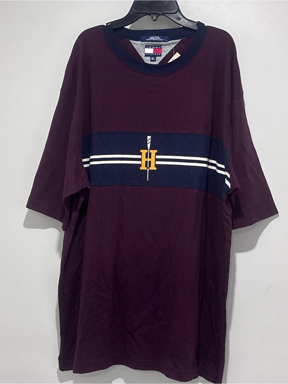 Tommy Hilfiger Men’s Dark Burgundy Logo T-Shirt Size XL